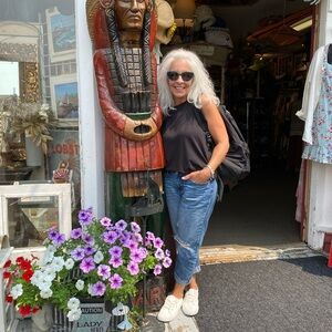 Meet your Posher, Lynne